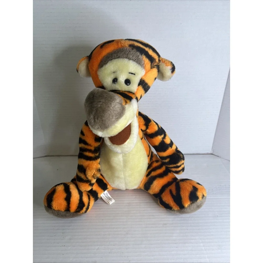 Vintage Tigger‎ Plush Disneyland Walt Disney World 12